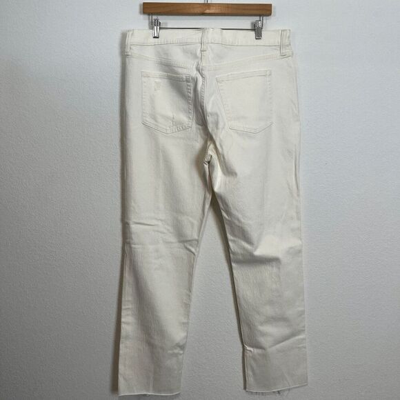 Gap White Destroyed Denim High Rise Cheeky Straight Jeans Womens Size 33/16T NWT - Picture 4 of 5